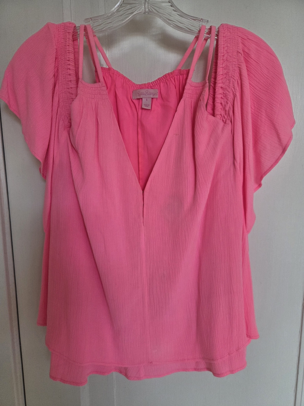Lilly Pulitzer Hot Pink Split V-Neck Flutter Sleeve Top /Fully Lined Size Small
